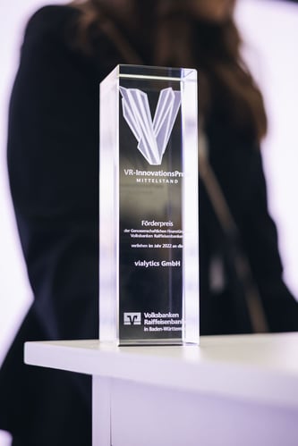 VR-Innovationspreis Mittelstand aus Glas als Förderpreis für vialytics dem digitalen Straßenmanagement System